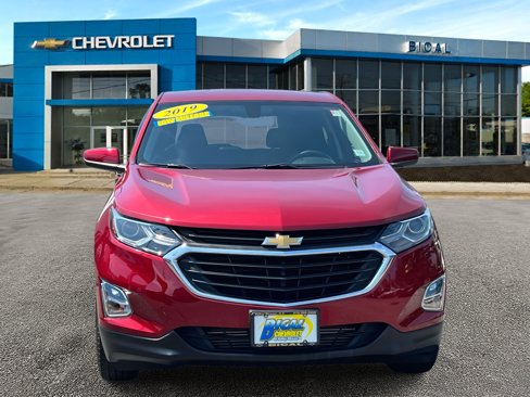 Used 2019 Chevrolet Equinox LT image 2