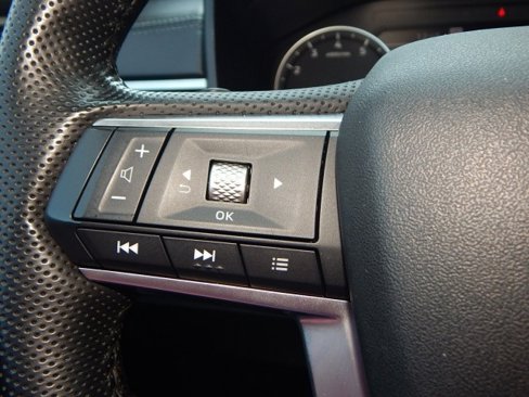 Used 2024 Mitsubishi Outlander SE Black Edition image 25