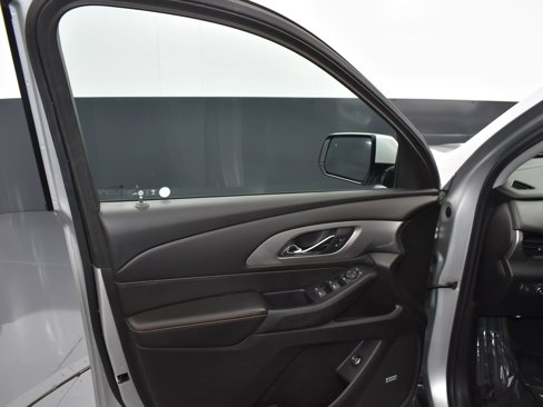Used 2018 Chevrolet Traverse LT w/ LPO, Floor Liner Package image 12