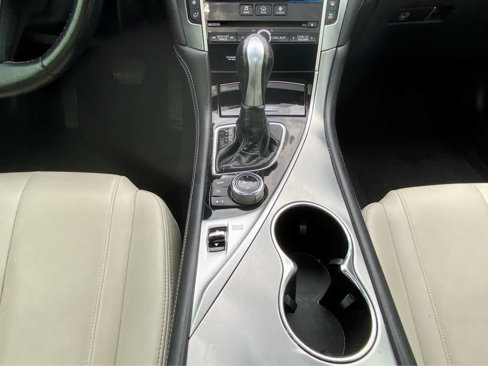 Used 2017 INFINITI Q60 w/ Premium Package image 41