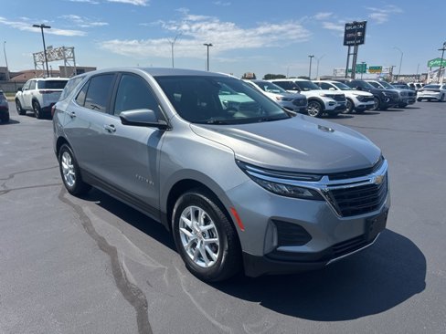 Used 2024 Chevrolet Equinox LT image 1