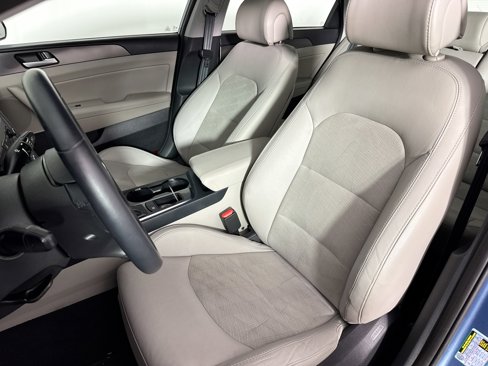 Used 2017 Hyundai Sonata Sport w/ Value Edition Package 02 image 21