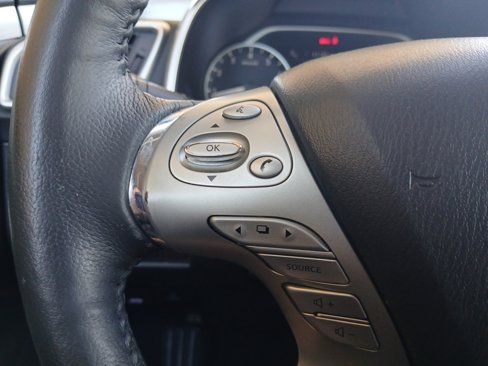 Used 2018 Nissan Murano Platinum image 42