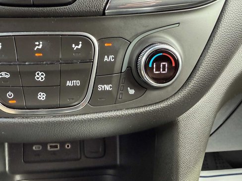 Used 2022 Chevrolet Equinox LT image 54