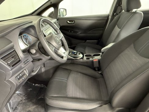 Used 2018 Nissan Leaf SV image 13
