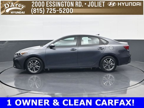 Used 2023 Kia Forte LXS image 8