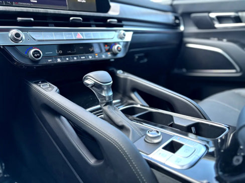 Used 2024 Kia Telluride SX image 19