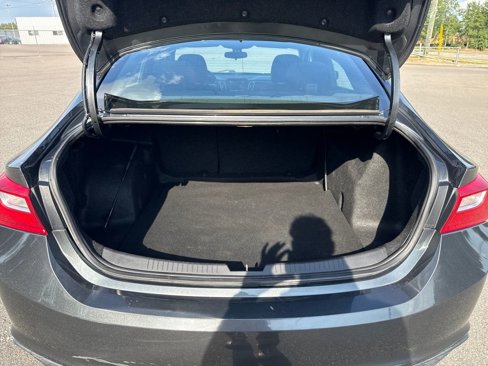 Used 2017 Chevrolet Malibu LS image 24