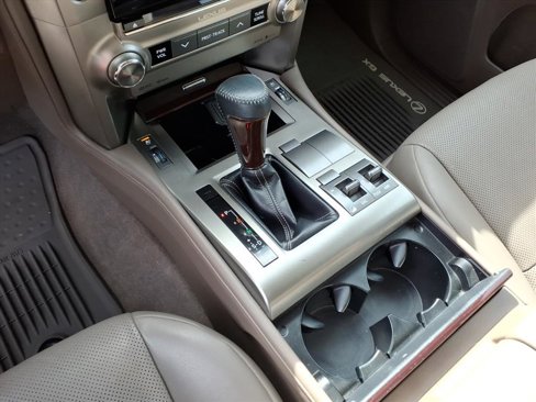 Used 2019 Lexus GX 460 Premium image 18