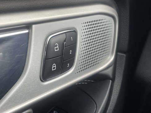 Used 2020 Ford Explorer ST w/ ST High-Performance Pack image 27
