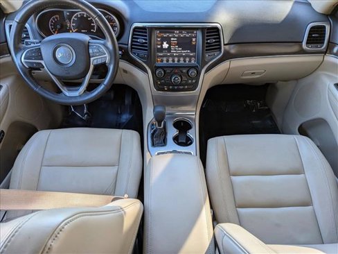 Used 2018 Jeep Grand Cherokee Limited image 19