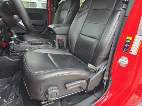 Used 2021 Jeep Wrangler Unlimited Sahara image 4