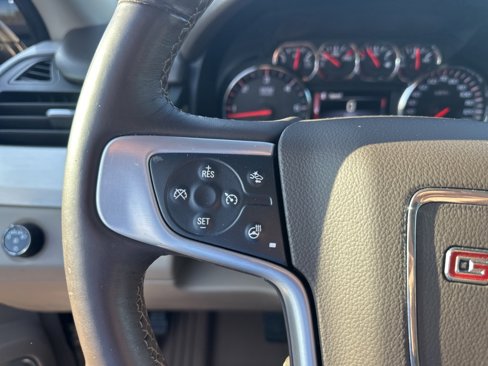 Used 2015 GMC Yukon SLT w/ Open Road Package image 10