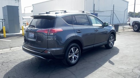 Used 2018 Toyota RAV4 XLE image 8
