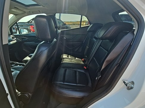 Used 2019 Buick Encore Essence image 10
