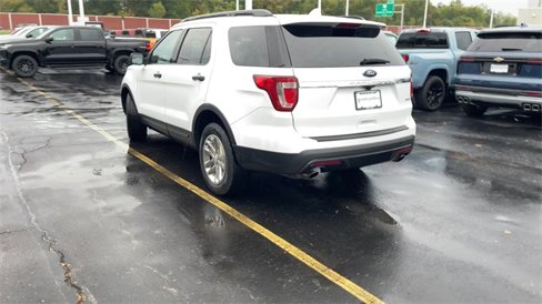 Used 2017 Ford Explorer 4WD w/ Class II Trailer Tow Package image 6