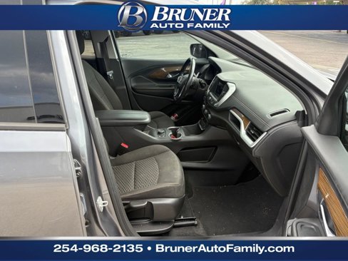 Used 2020 GMC Terrain SLE w/ Driver Convenience Package image 16