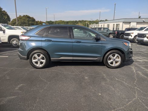 Used 2016 Ford Edge SE image 9