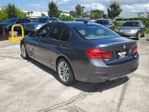 Used 2016 BMW 320i Sedan w/ Premium Package image 3
