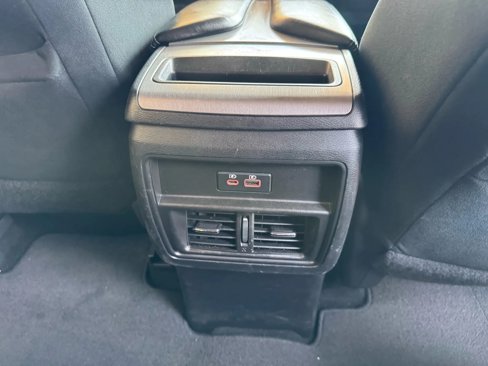 Used 2020 Nissan Murano S image 18