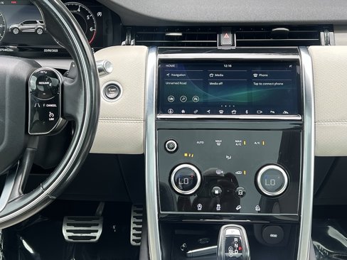 Used 2020 Land Rover Discovery Sport SE R-Dynamic image 42
