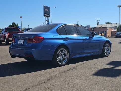 Used 2017 BMW 330i xDrive Sedan image 3