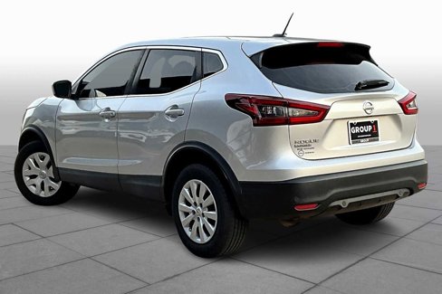 Used 2020 Nissan Rogue Sport S image 11