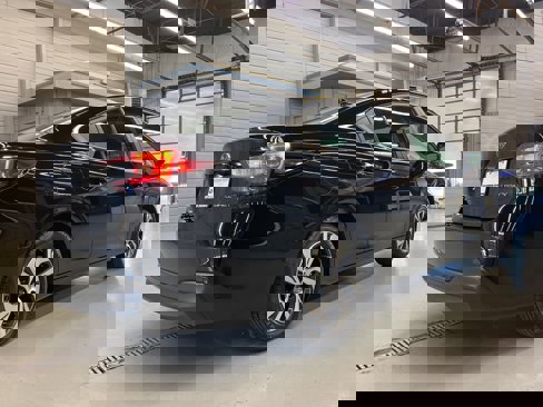 Certified 2025 Subaru Legacy image 7