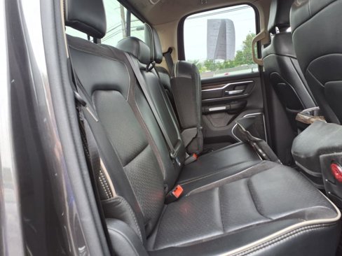 Used 2020 RAM 1500 Laramie image 17