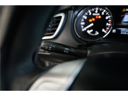Used 2016 Nissan Rogue S image 24