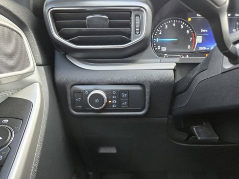 Used 2021 Ford Explorer XLT w/ Equipment Group 202A image 22