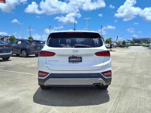 Used 2019 Hyundai Santa Fe SE image 4