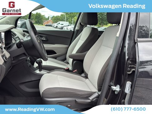 Used 2016 Chevrolet Trax LS w/ LPO, Cargo Package image 11