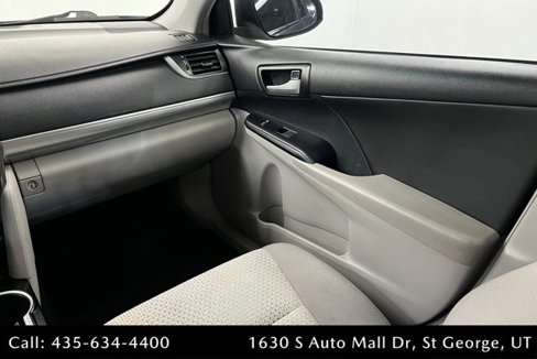 Used 2014 Toyota Camry LE image 10