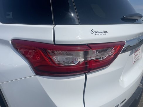Used 2018 Chevrolet Traverse LT image 11