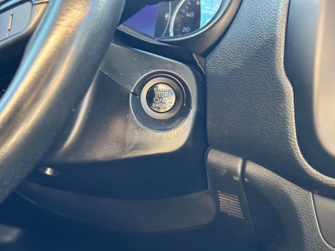 Used 2017 Jeep Renegade Altitude image 28