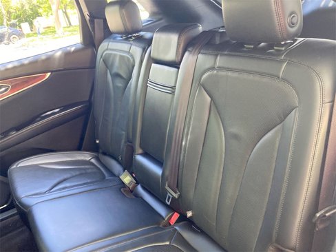 Used 2019 Lincoln Nautilus Reserve image 37