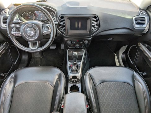 Used 2018 Jeep Compass Latitude w/ Popular Equipment Group image 5