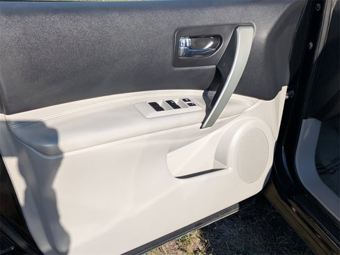 Used 2012 Nissan Rogue SL image 15