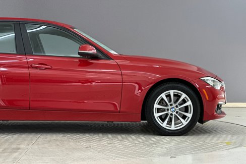 Used 2017 BMW 320i Sedan image 33