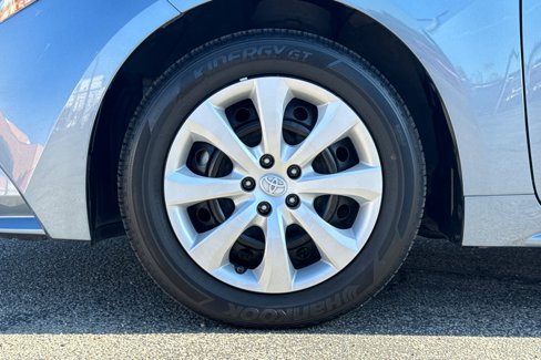 Used 2020 Toyota Corolla LE image 24