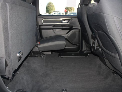 Used 2019 RAM 1500 Big Horn image 32