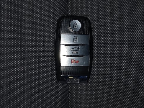 Used 2017 Kia Forte S w/ S Technology Package image 32
