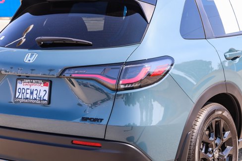 Certified 2025 Honda HR-V Sport image 10