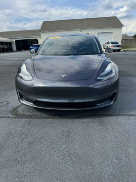 Used 2018 Tesla Model 3 Long Range image 9