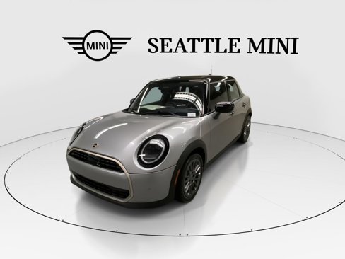 New 2025 MINI Cooper 4-Door Hardtop image 5