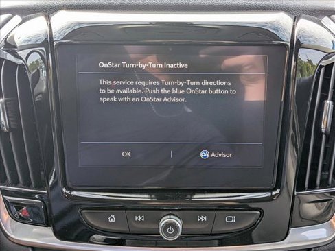 Used 2020 Chevrolet Traverse LT image 14