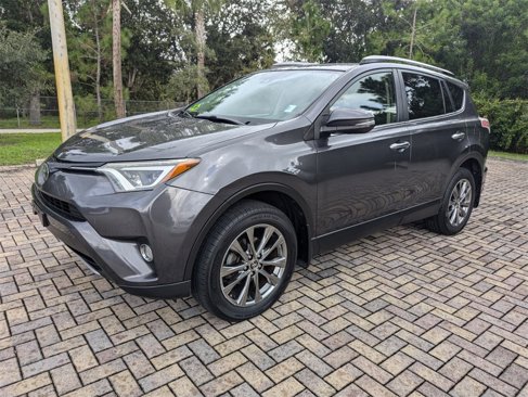 Used 2018 Toyota RAV4 Limited image 3