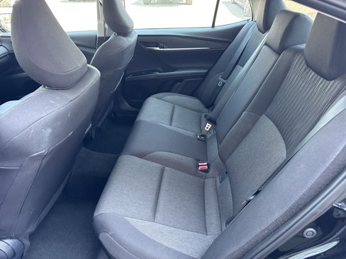 Used 2025 Toyota Camry LE image 33