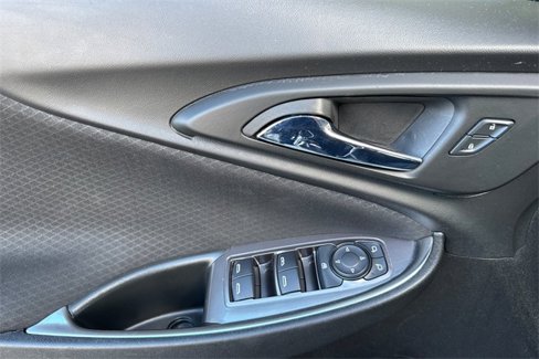 Used 2022 Chevrolet Malibu LT image 11